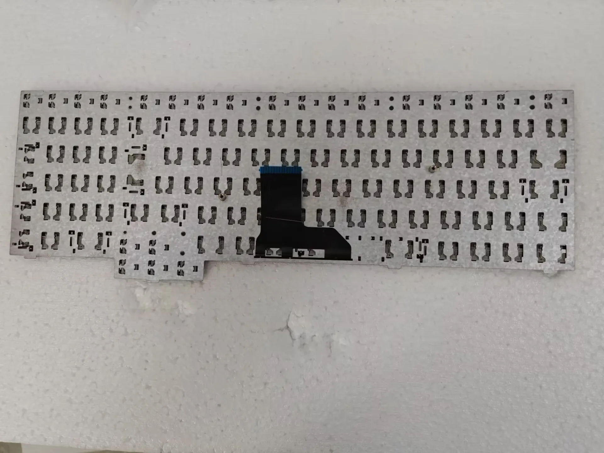 FOR samsung R620 R528 R530 R540 NP-R620 R525 NP-R525 R517 R523 RV508 Spanish laptop keyboard