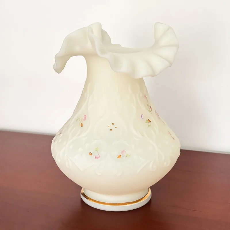 Spanish lace cream glass medieval vase flower ware