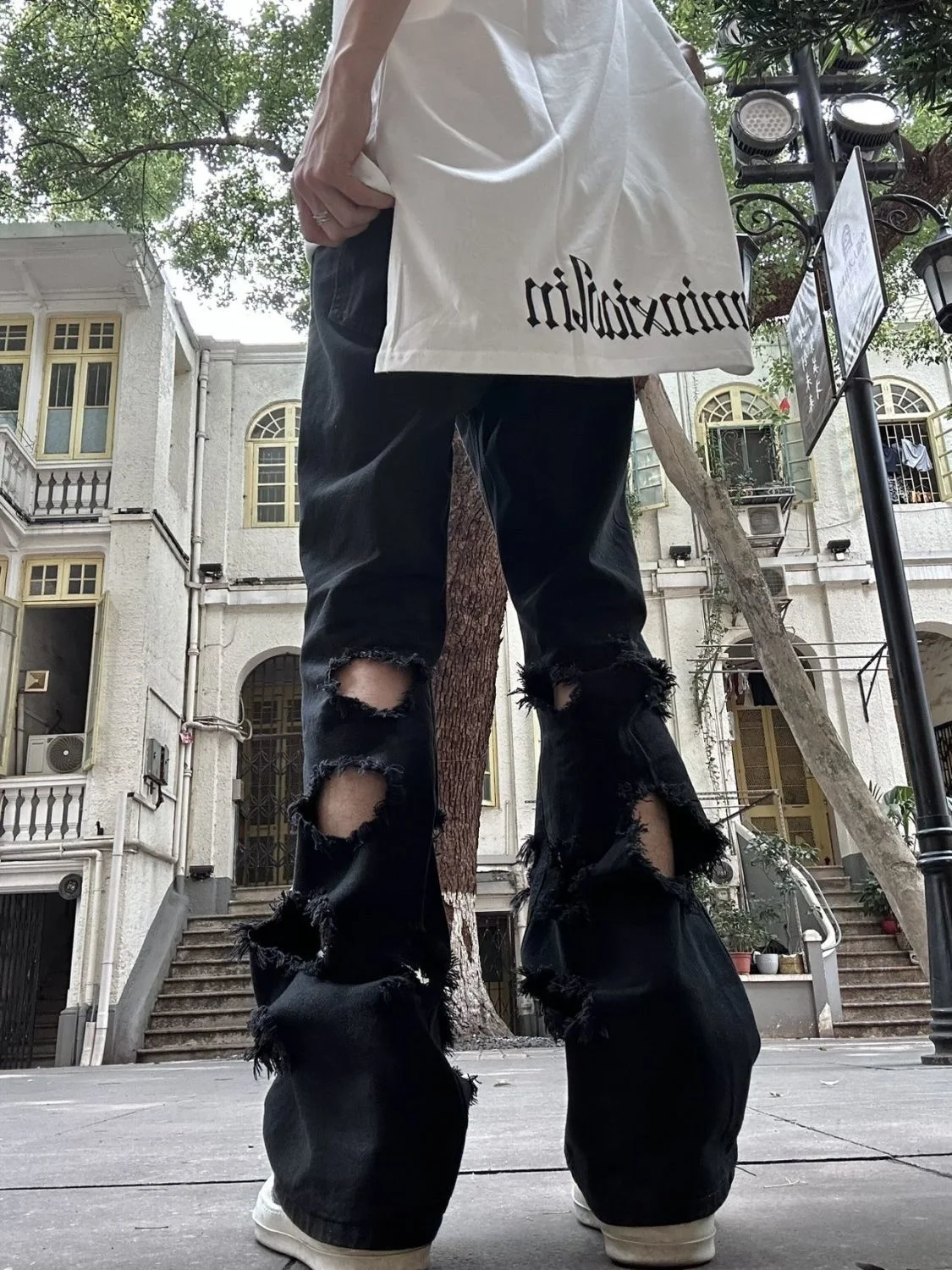 American Style High Street Distressed Jeans For Men And Women's Ins Straight Casual Pants Loose Hole Jeans Denim Trousers