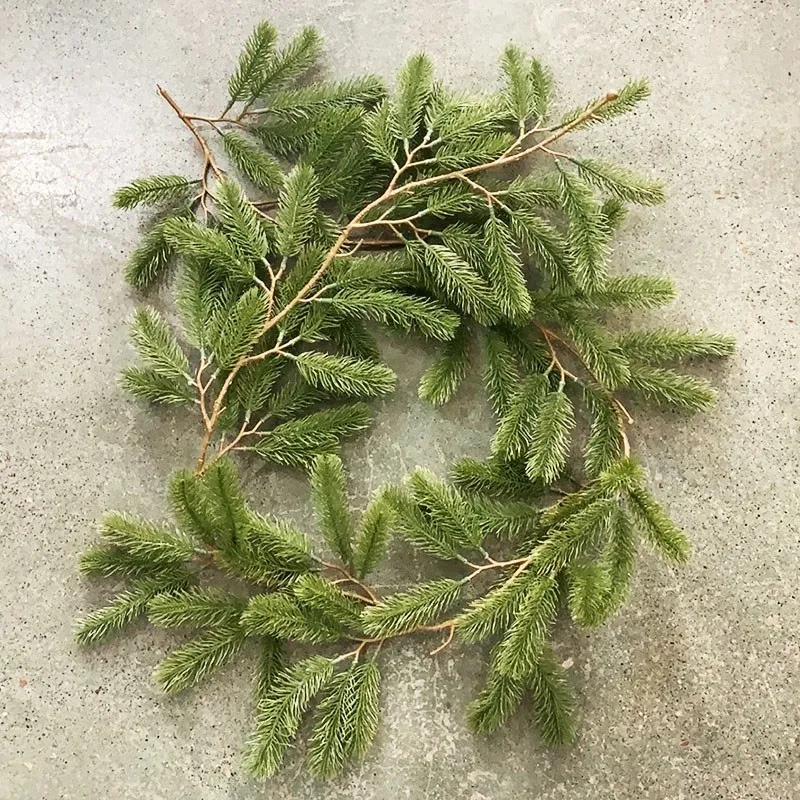 Künstliche Grüne Pflanzen-Rattan-Weihnachtsbaumgirlande Kränze für Heim, Zimmer, Außenbereich, Hof, Wand, Party, Türdekoration, Kiefernrattan – Detail 7