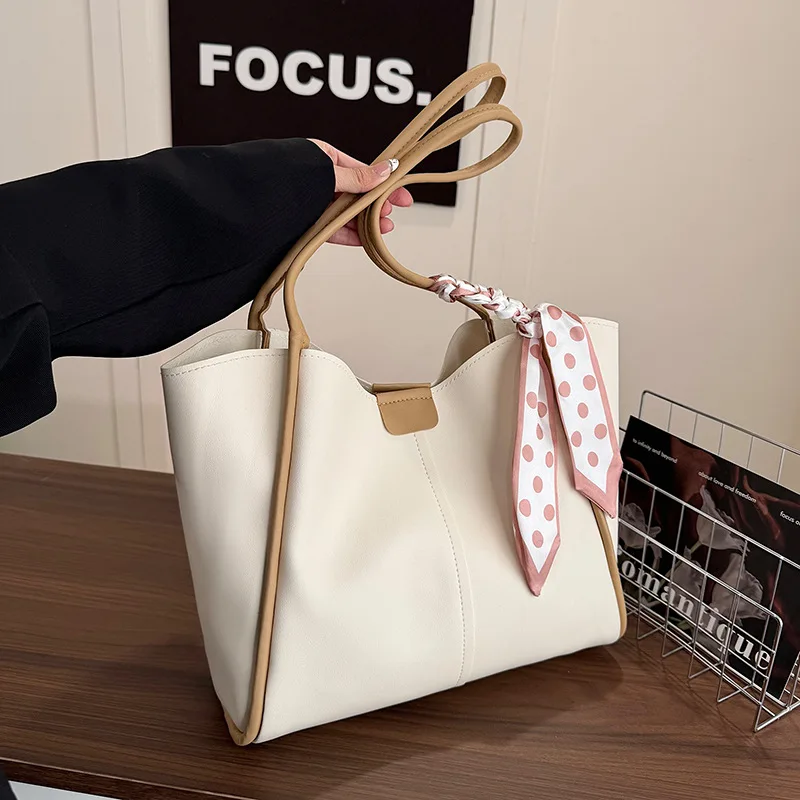 

Siple Fashion Top Handle Bag Women Large Capacity Shoulder Bag Elegant Mother Comfortable and Versatile Texture Daughter Bag