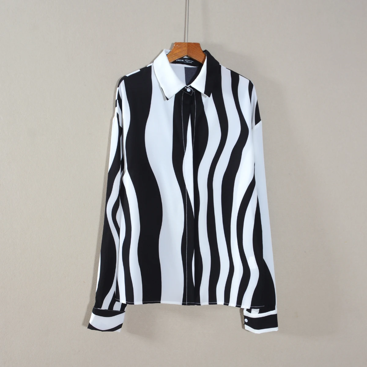 

Loose Long Sve Crew Ne irt Women's Faion Korean Sle Summer 2025 New Arrival Slimming Versatile Casual irt