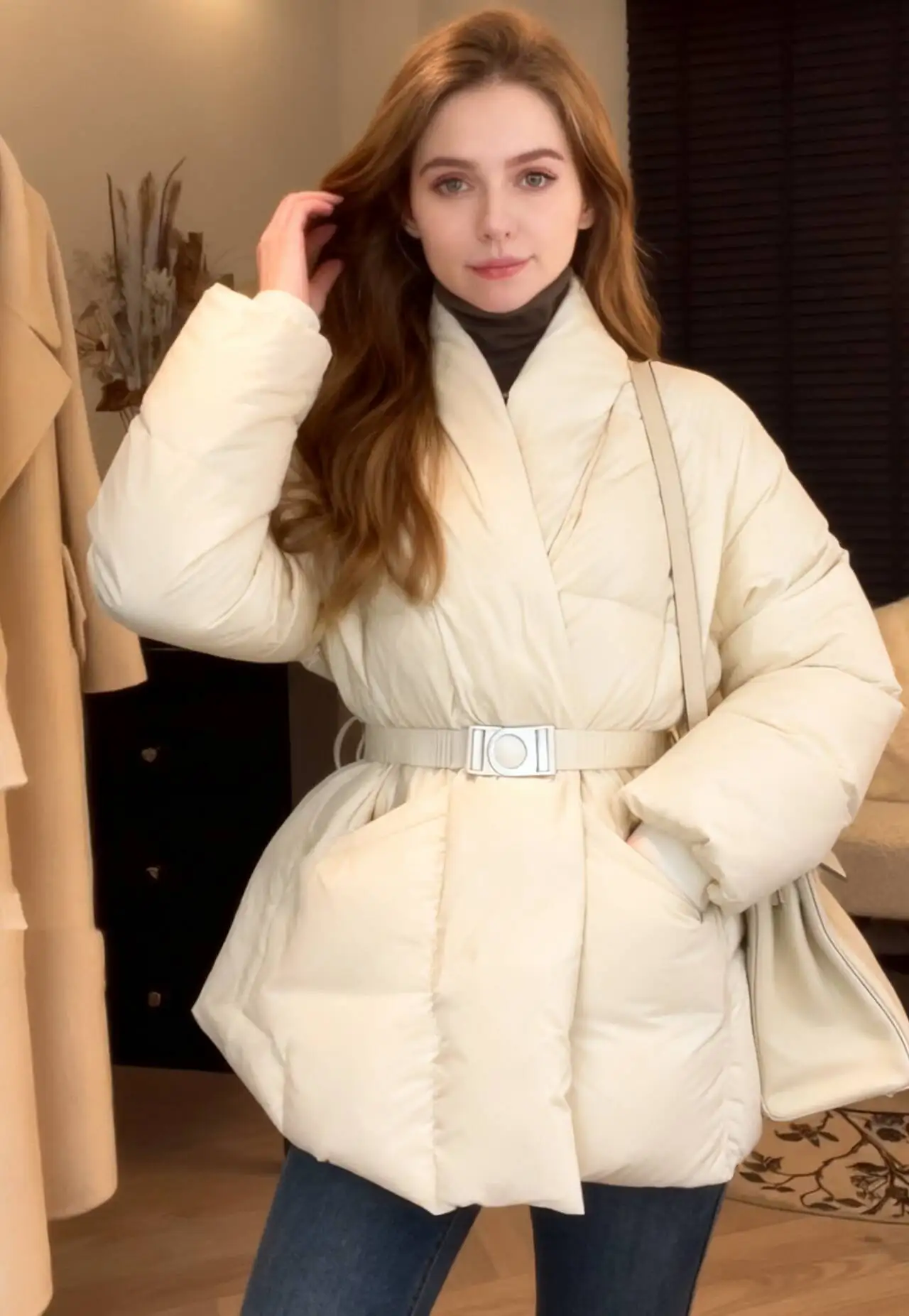 

Парки женские уличные осенние из флока с вышитыми поясами и рюшами на пуговицах плиссированные расклешенные милые женские изящные уникальные красивые OL