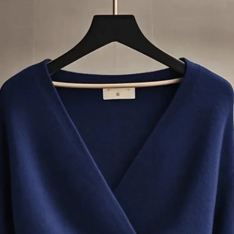 New High End Fashion Women\'s Sweater Sexy V-neck Long Sleeve Slim Solid Color Casual Loose Cardigan Tops Elegant Knitwear