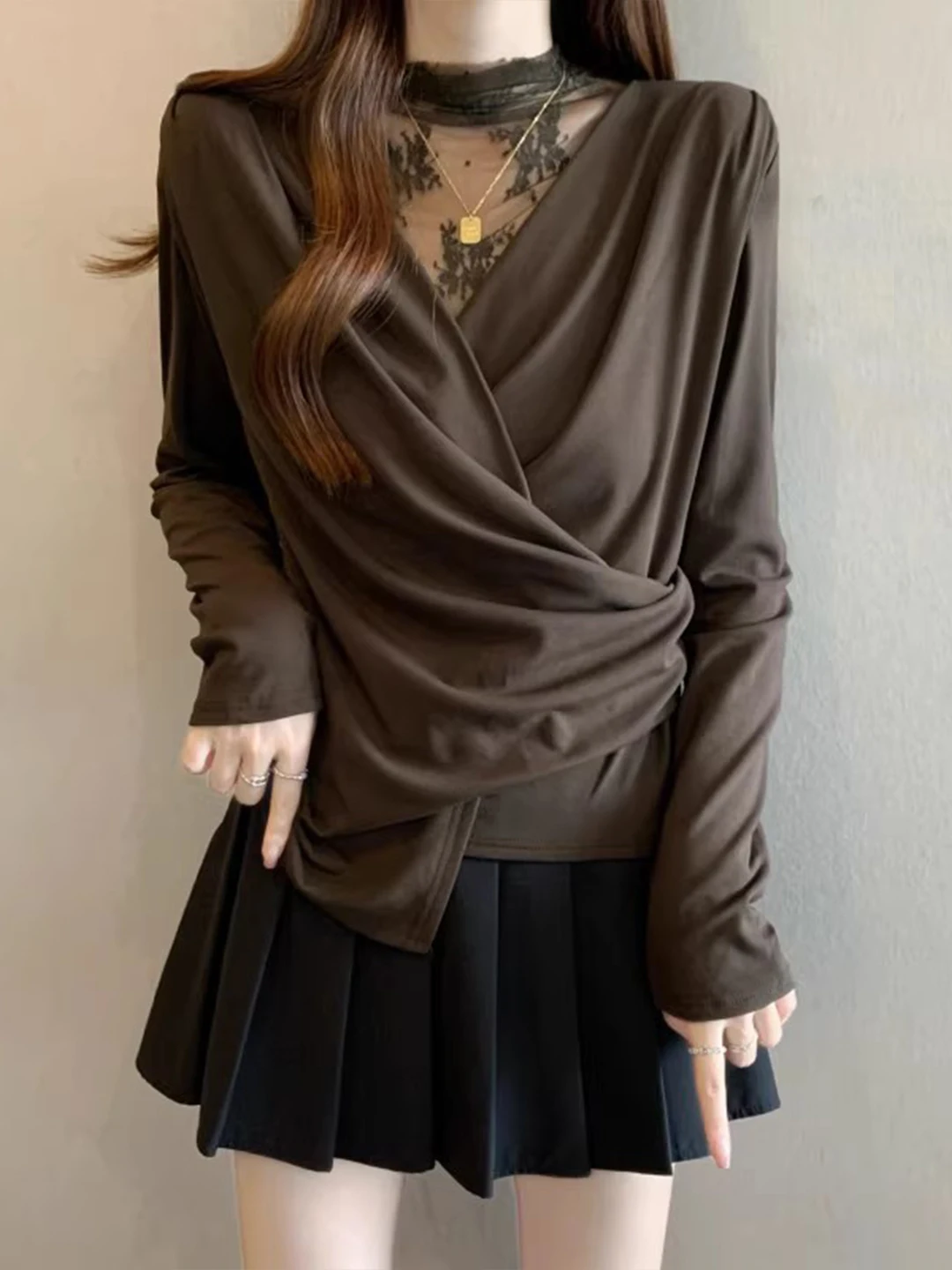 

Женская футболка Ele Lace Splice Long Sve, большие размеры, осень-зима, асимметричная свободная внутренняя одежда с высоким воротником