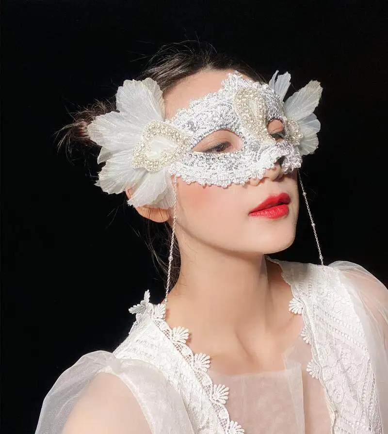 Feather Simple Crane Chinese Style White Tassel Halloween Adult Mask Party Live Stream Silver and White Beauty
