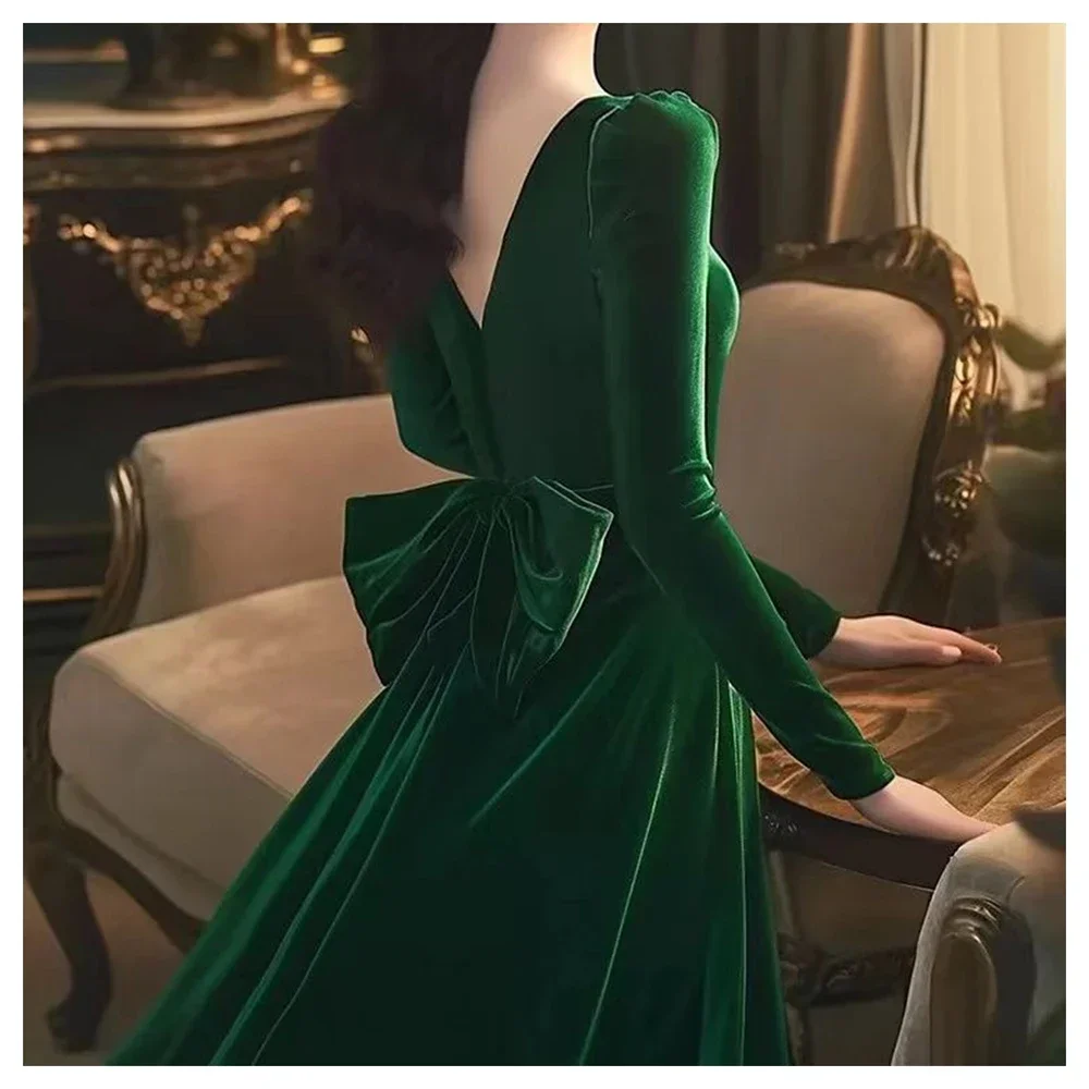 

French bow niche design Hepburn style green gold velvet dress for women 2024 winter high-end long dress