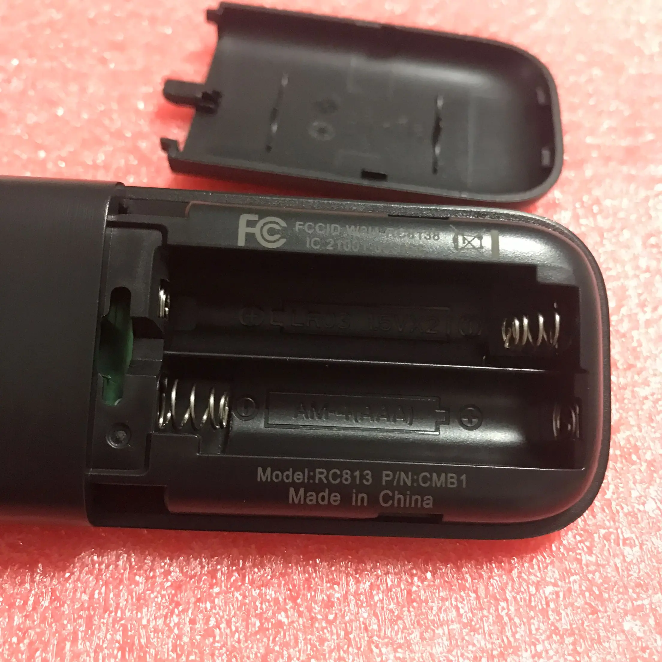 Remote control baru RC813 CMB1 untuk TV pintar TCL dengan fungsi suara