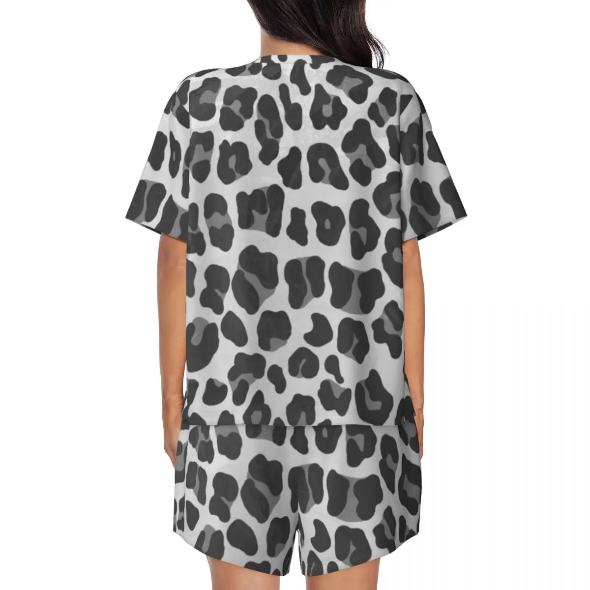 Leopard Print Round Neck Short Sleeve Nightgowns for Sleeping Sleepshirts Women Loose Pajama Set Short Pants
