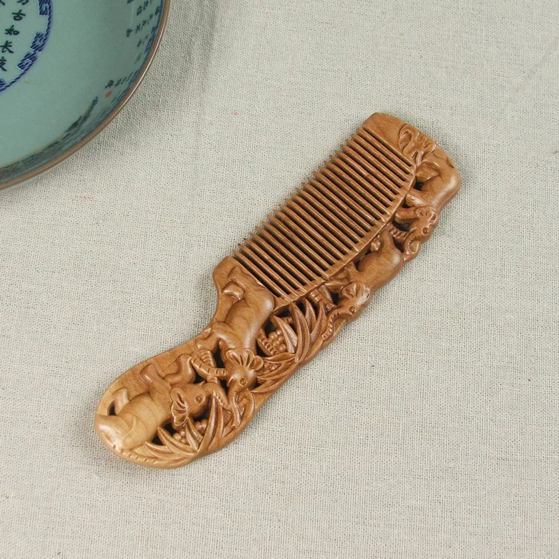 Natural Peach Wooden Comb Handmade Decorative Carved Pattern Hollow Out Handmade Wooden Portable Girl Gift Massage Hair Combs