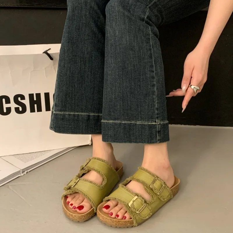 

Women's Thick Slippers Summer Sandals Fashionable Simple Beach Shoes Comfortable Slip-On Sandal