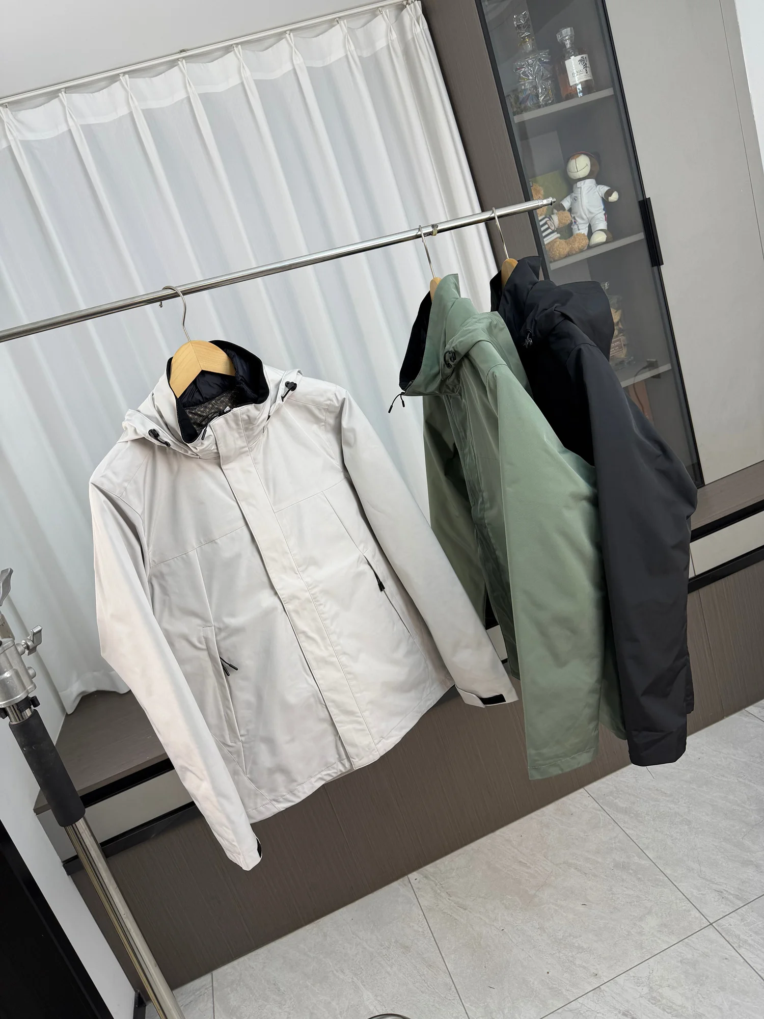 

Outdoor Tee-in-One Men's Faionable Urban Sle Du down Jaet Hooded Warmth Outerwear White Du Feather Vest Autumn Wi...