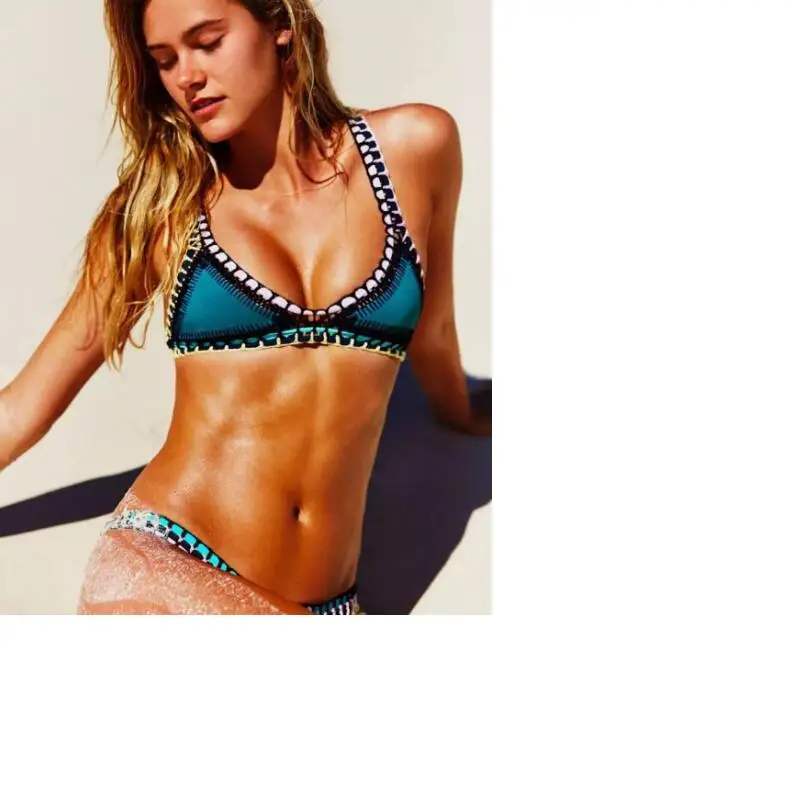 Atacado nova moda feminina sexy malha biquíni verão férias beachwear artesanal crochê malha banho biquíni terno tamanho s m l