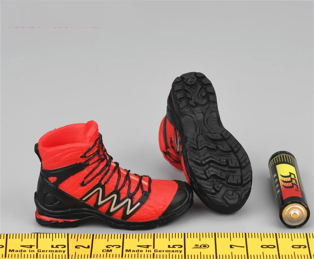 

1/6 Man Zombie Killer Male Soldier Doll Mini Toy Model Solid Shoe Boot Gloved Hand Types M249 For 12" Doll Figure KT 8009