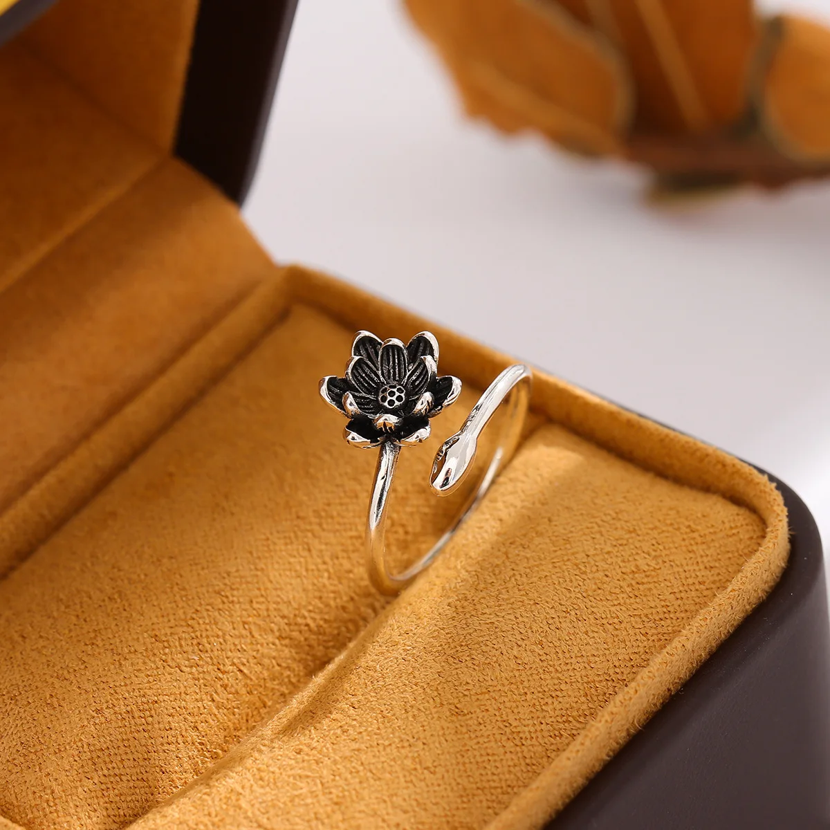 925 Sterling Silver Retro Lotus Opening Rings, simples Joalheria, temperamento flor, étnico, novo, R107