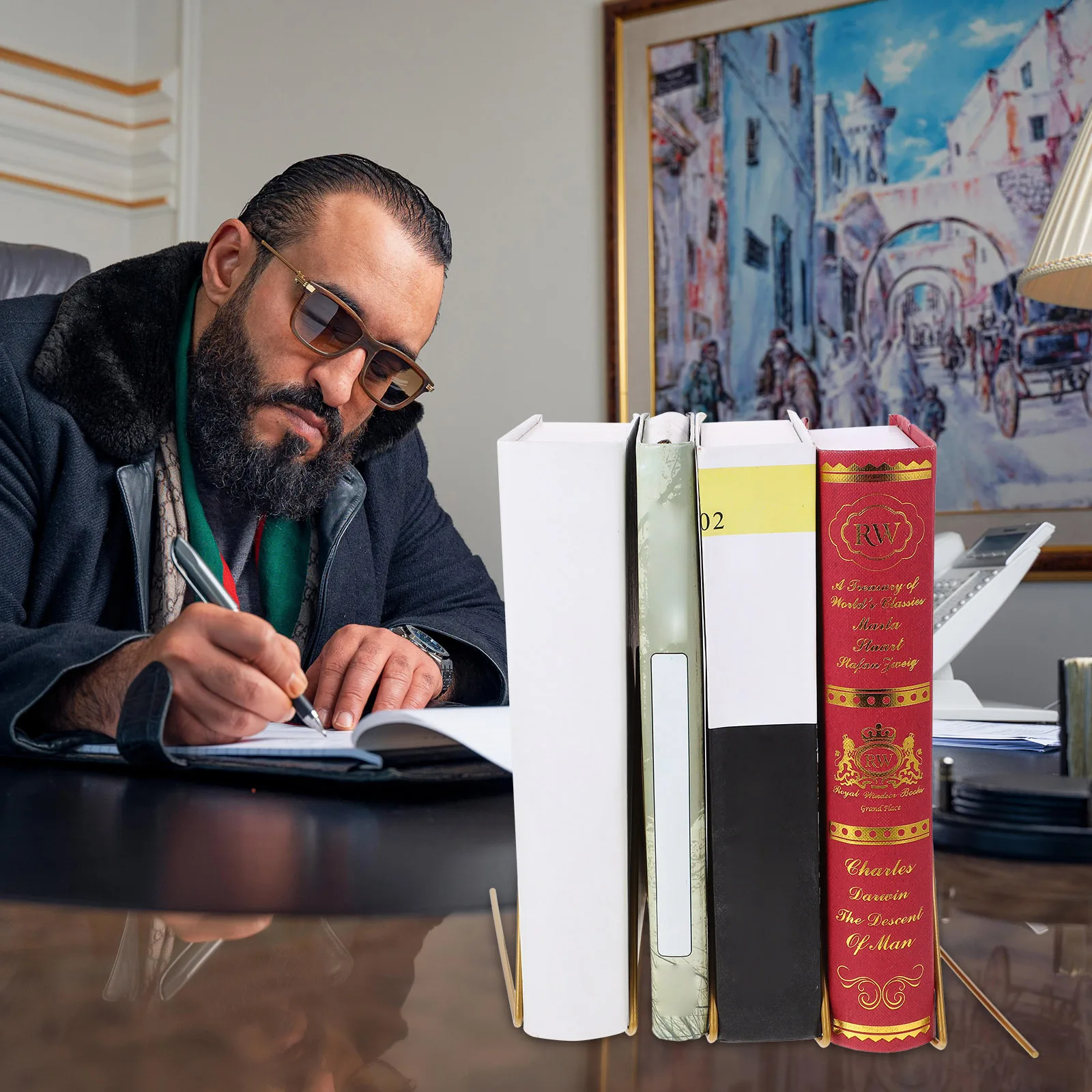 حامل كتب متعدد الطبقات خفيف الوزن لسطح المكتب منظم رف الكتب للكتب والمجلات وملفات الأقراص المضغوطة وغطاء الكتب الفنية الحديدي قائم بذاته