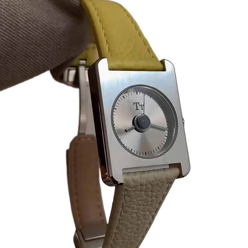 

Высококачественные женские часы в тон, легкие роскошные женские часы на рабочем месте