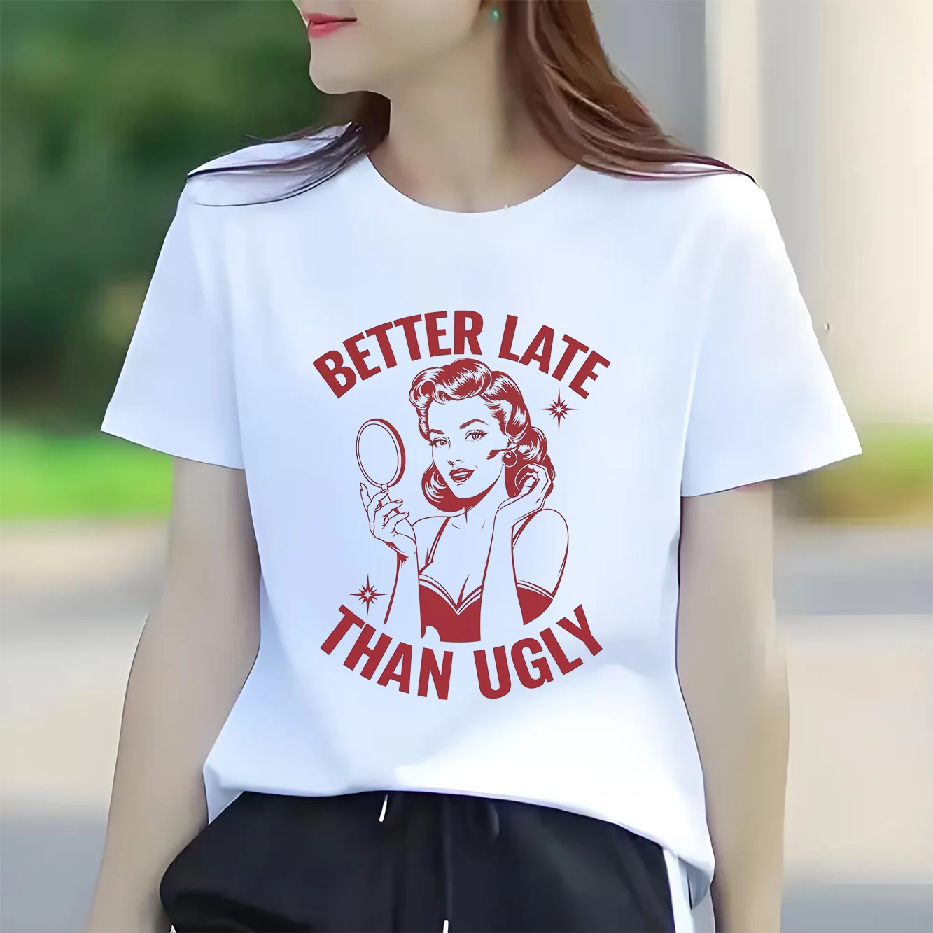 레트로 뷰티 미러 프린트 심플하고 다재다능한 패셔너블한 여성용 라운드 넥 반팔 티셔츠