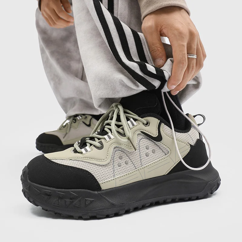 

Men's White Black Outdoor Hiking Shoes Breathable Mesh Lace-Up Sports Sneakers Anti-Slippery Casual Walking Shoes 2026 New