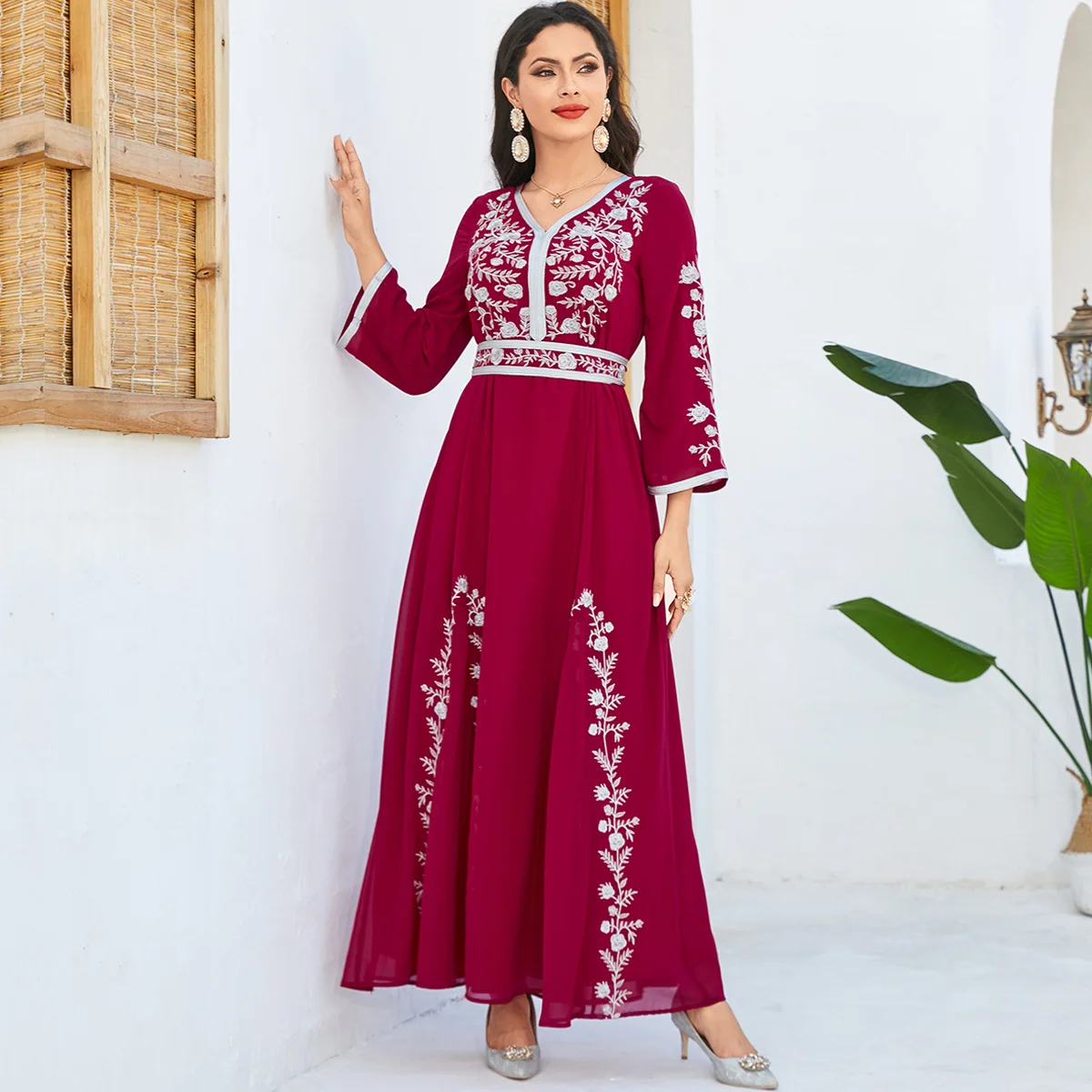 Abayat Emberoidery Maxi vestidos para mulheres, decote em v, manga comprida, kaftan com cintos, vestidos turcos, Jilbab, novo, outono