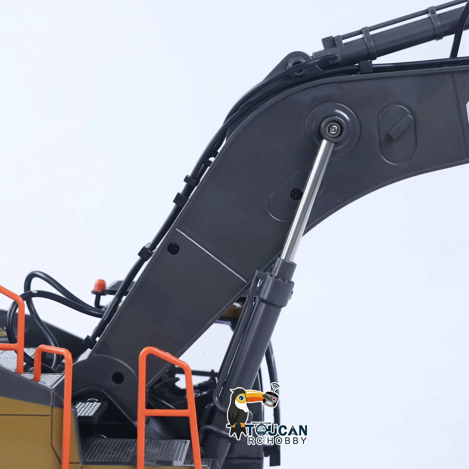 

Игрушки HUINA 1/14 2,4G 1592 RTR Гусеничный RC Экскаватор Грузовик Автомобиль TOUCAN Радиоуправление Модель Свет Звук Открытый Для Мальчиков TH18065