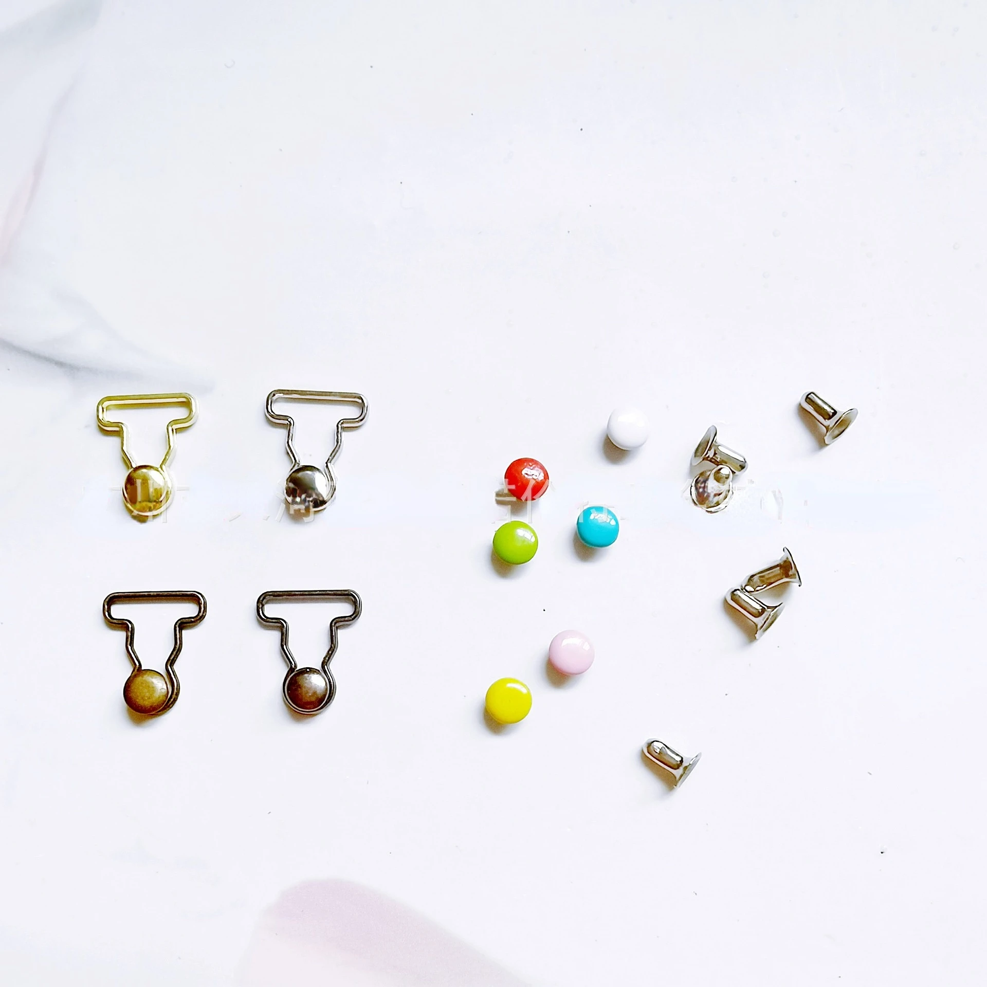 10sets Mini Doll T Shirt Buttons Doll Clothes DIY Metal Buckle for 1/12 1/6 Dolls Girls Doll Buckles Trousers Doll Accessories