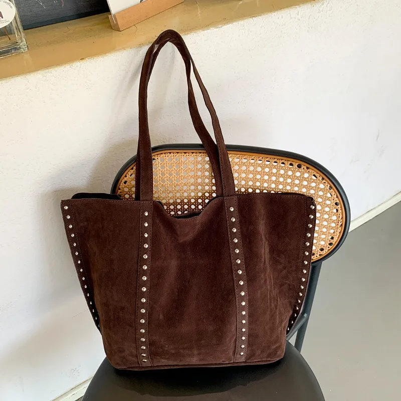 

Large Capacity 2025 Fashion Bags for Women High Quality Handbags Sewing Thread Rivet Decoration Solid Color Suede Shoulder Bags