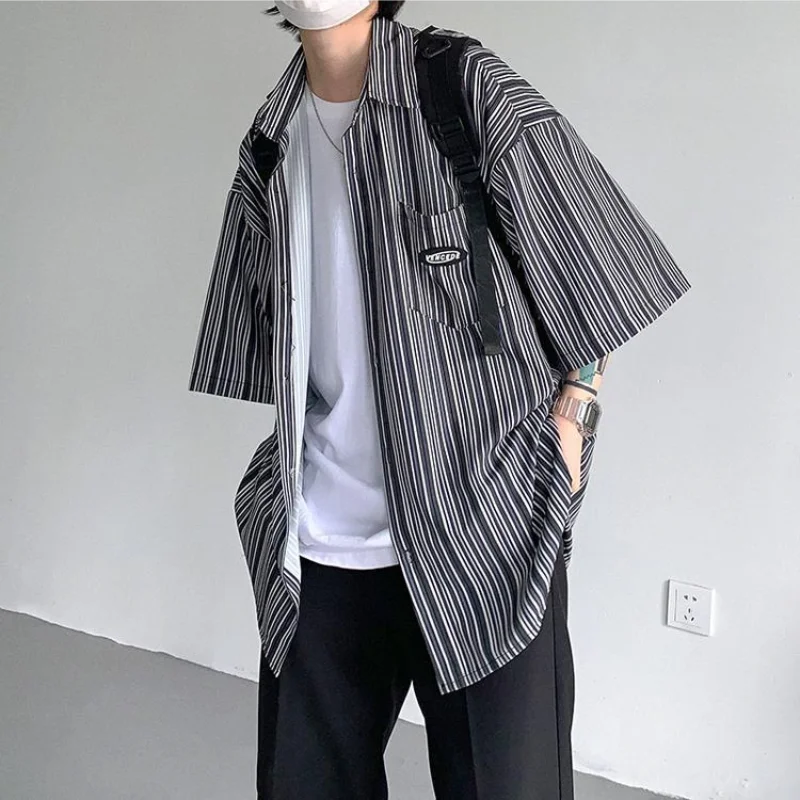 Men\'s Clothing Summer Trend Vintage Handsome Japanese and Korean Versions Striped Printed Lapel Short Sleeve Loose Button Shirt