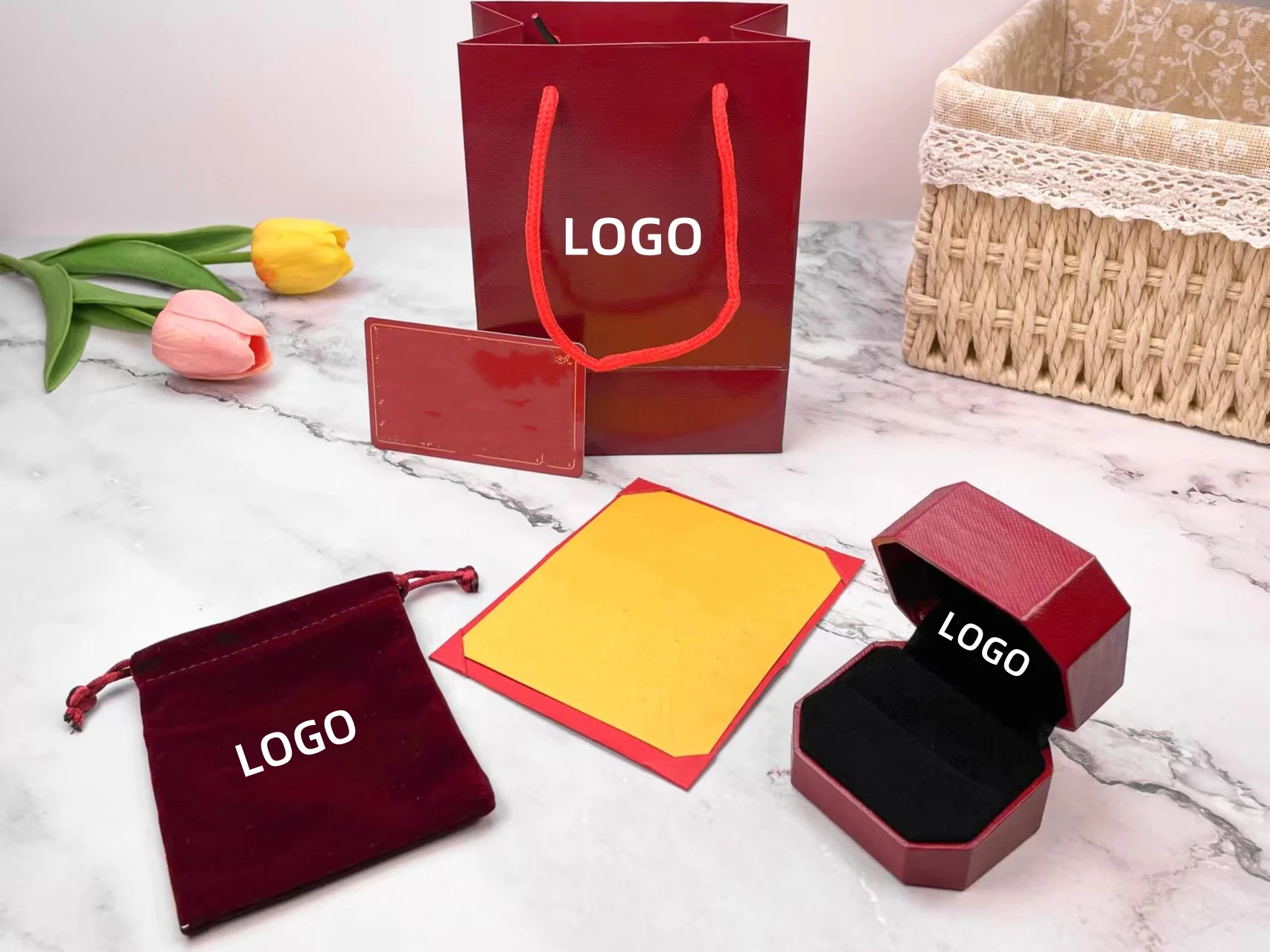 Red Octagonal Engagement Ring Box Wholesale Luxury brand Bracelet Pendant Jewelry Box Include Certificate and Velvet Bag