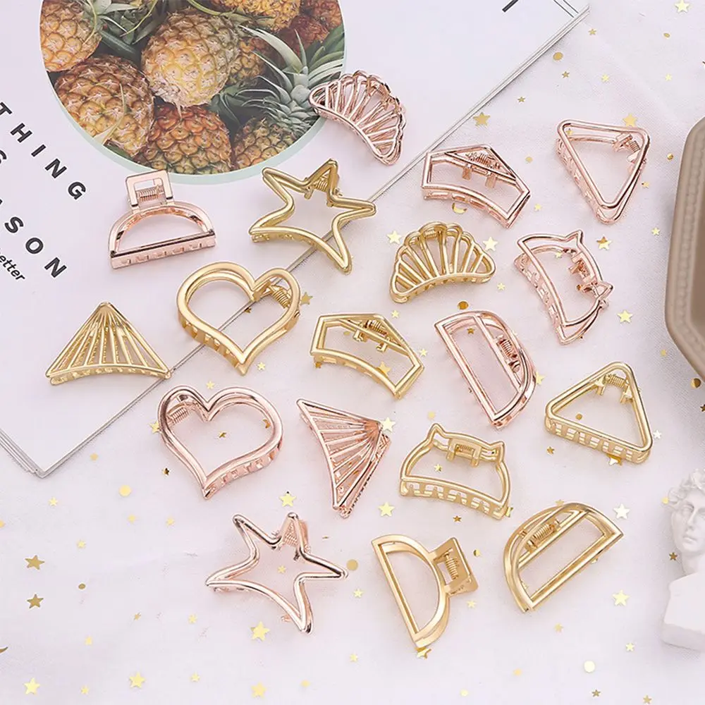 

Disk Hair Claws Hairpin Bathing Clip Hollow Geometric Hair Accessories Metal Hair Clip Claws Clip Hair Claws