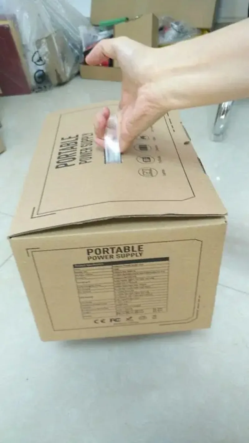 Outdoor Camping Caravan Lighting Portable Power Box 3.7v Lithium Battery MPPT AC off-Grid Tie Solar  Generation System