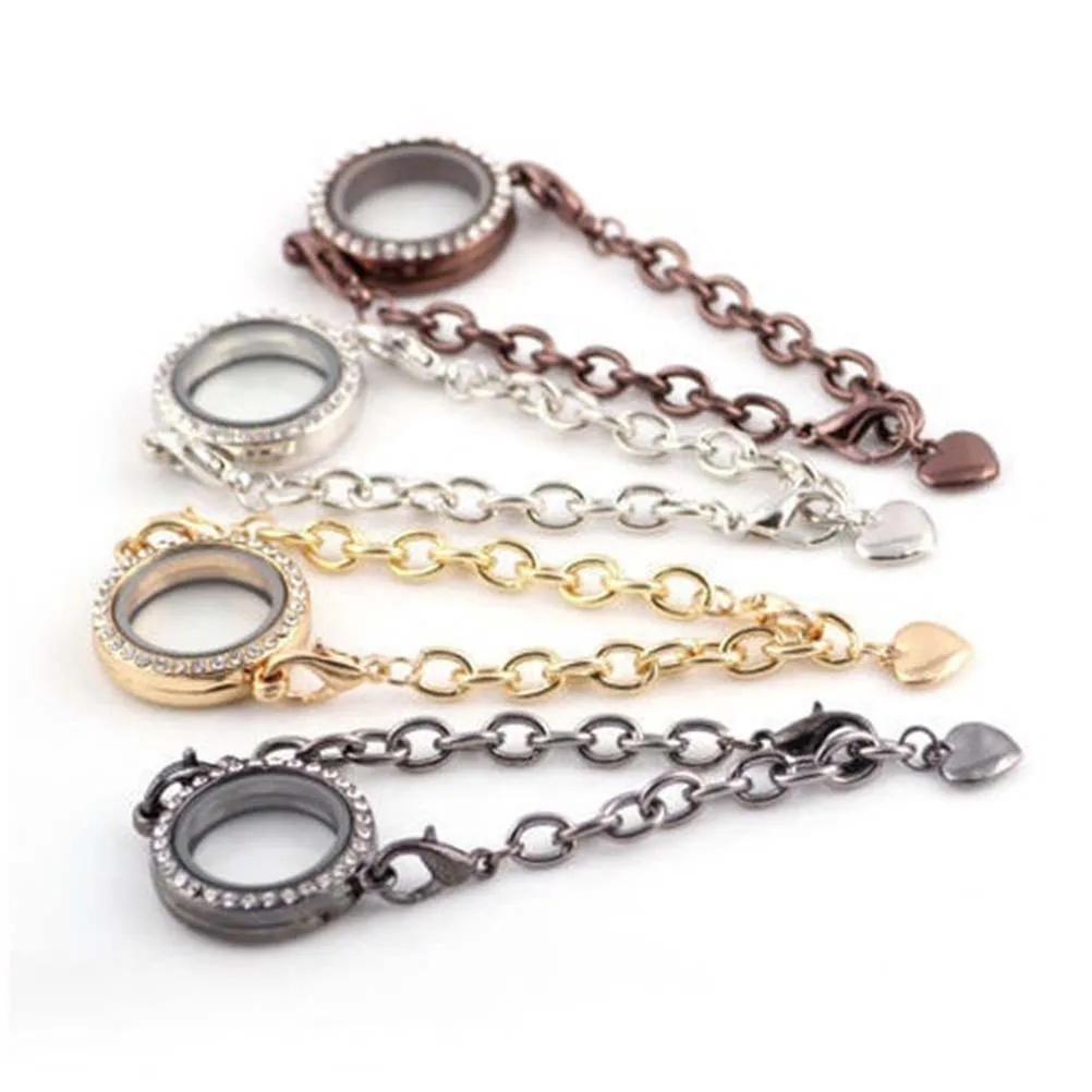 Elegante pulsera con medallón en oro rosa para mujer con compartimento de cristal transparente para guardar una imagen, una piedra o un regalo personalizado.