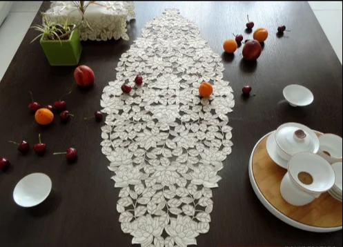 40*98cm Elegant Embroidery Table Runner Pastoral Fabric Tea tablecloth, Luxury Table mat table Cover for decoration