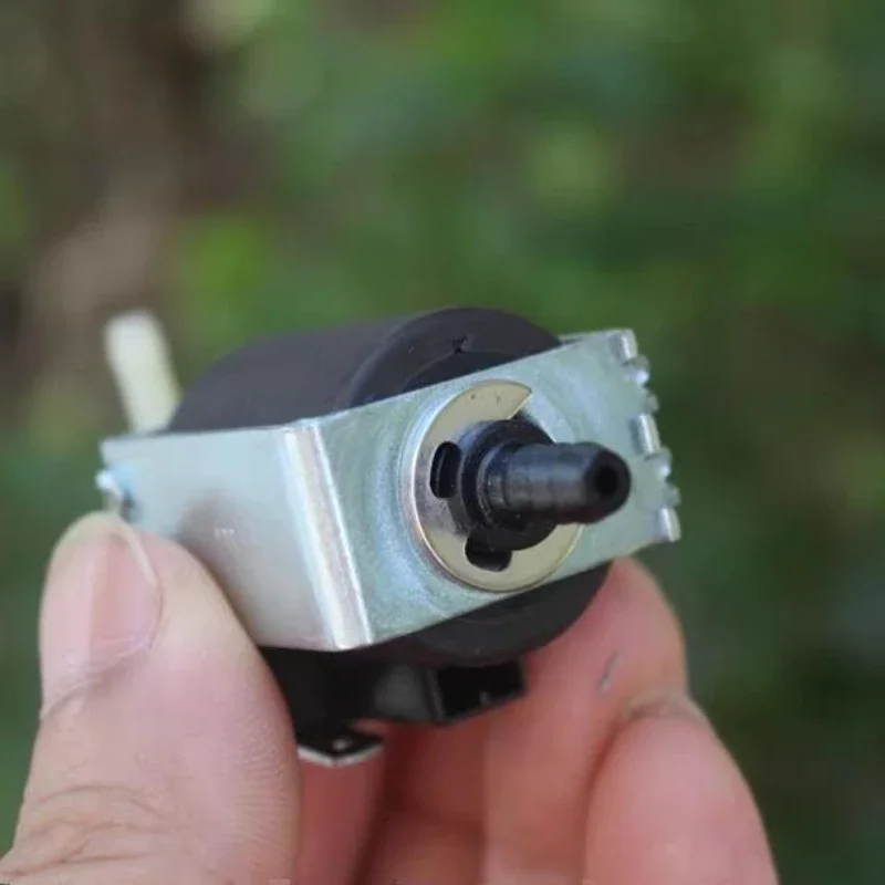 Para bomba electromagnética Sanyo SPE AC220V 9W