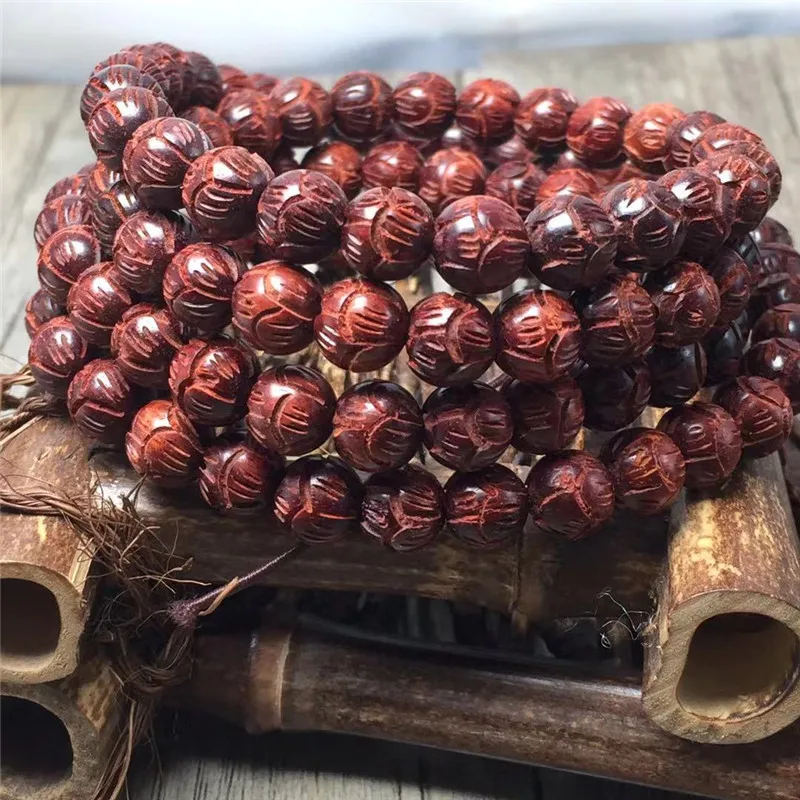 

Indian Small Leaf Red Sandalwood Wooden 108 Men And Women Buddha Beads Bracelet