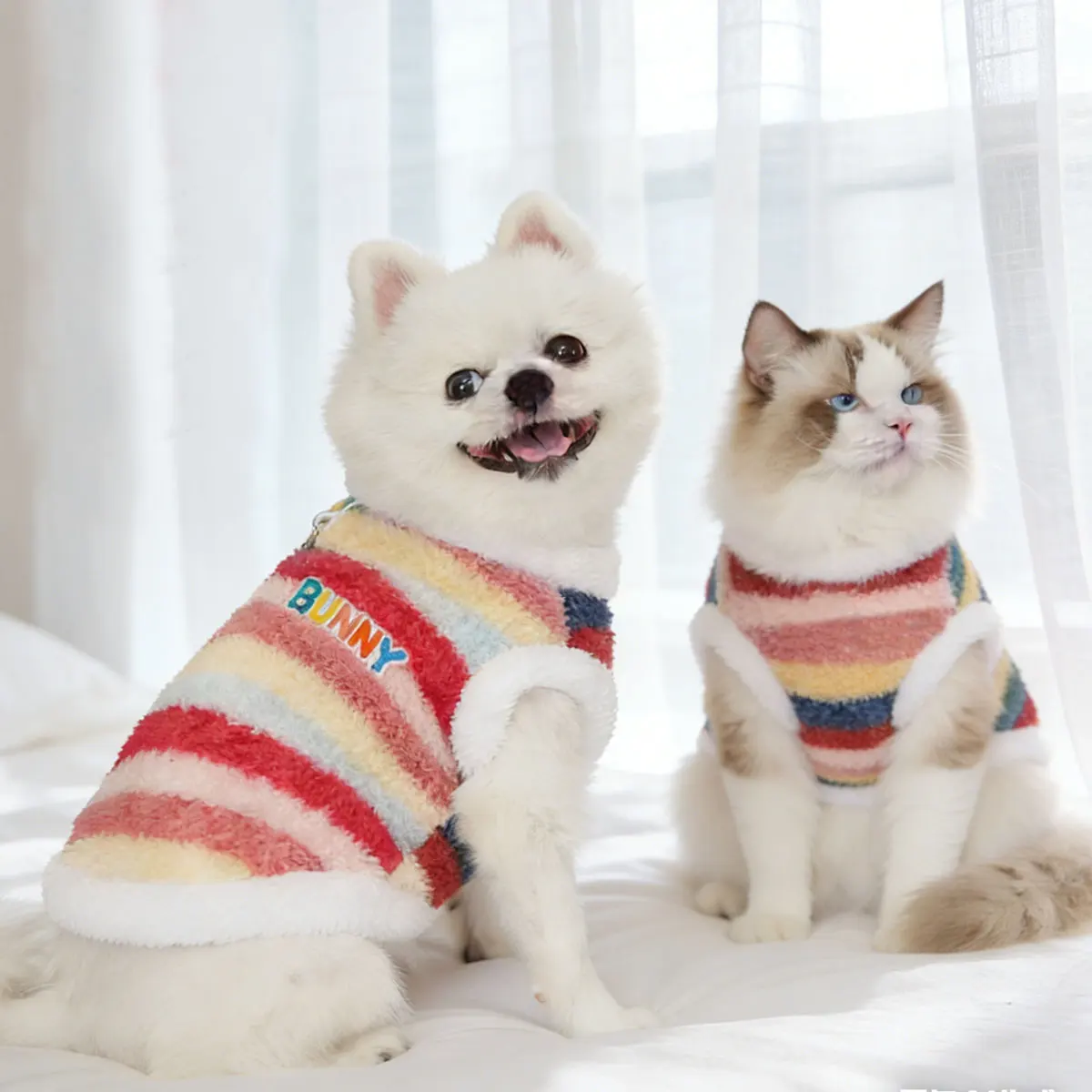 

Cute Pet Fleece Sweater Cat & Dog Warmth Winter And Autumn Rainbow Clothing Pomeranian Chihuahua Fashion outfit