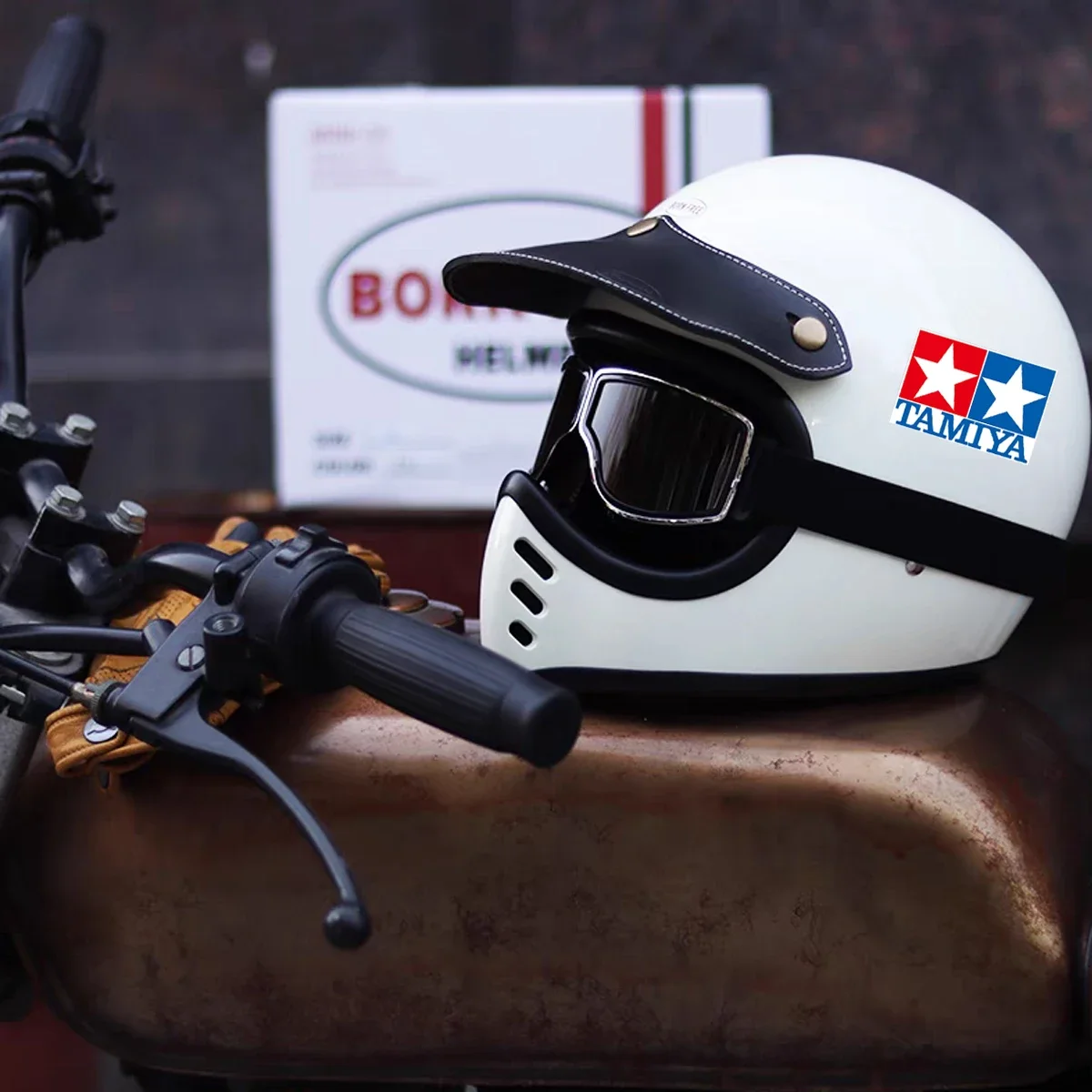 TAMIYA, pegatinas reflectantes de advertencia de seguridad para motocicleta, coche, Moto, bicicleta eléctrica, Scooter, tanque de combustible, casco, cuerpo, calcomanías de vinilo, accesorios