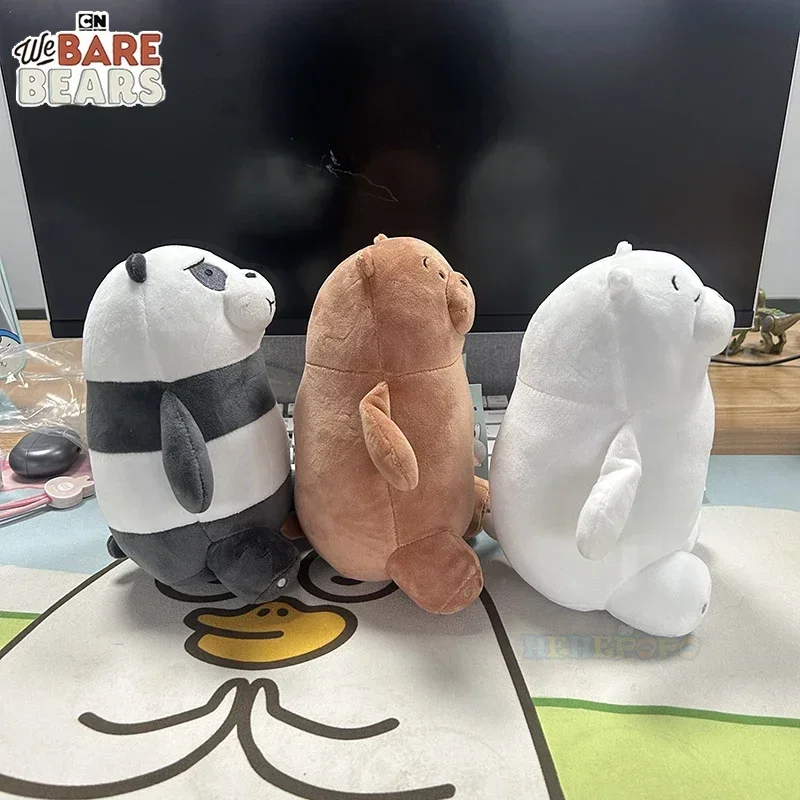 Pluszowe lalki Miśki z serialu We Bare Bears, siedzące, 20 cm, miękkie, urocze zwierzątka, idealne na prezent świąteczny.
