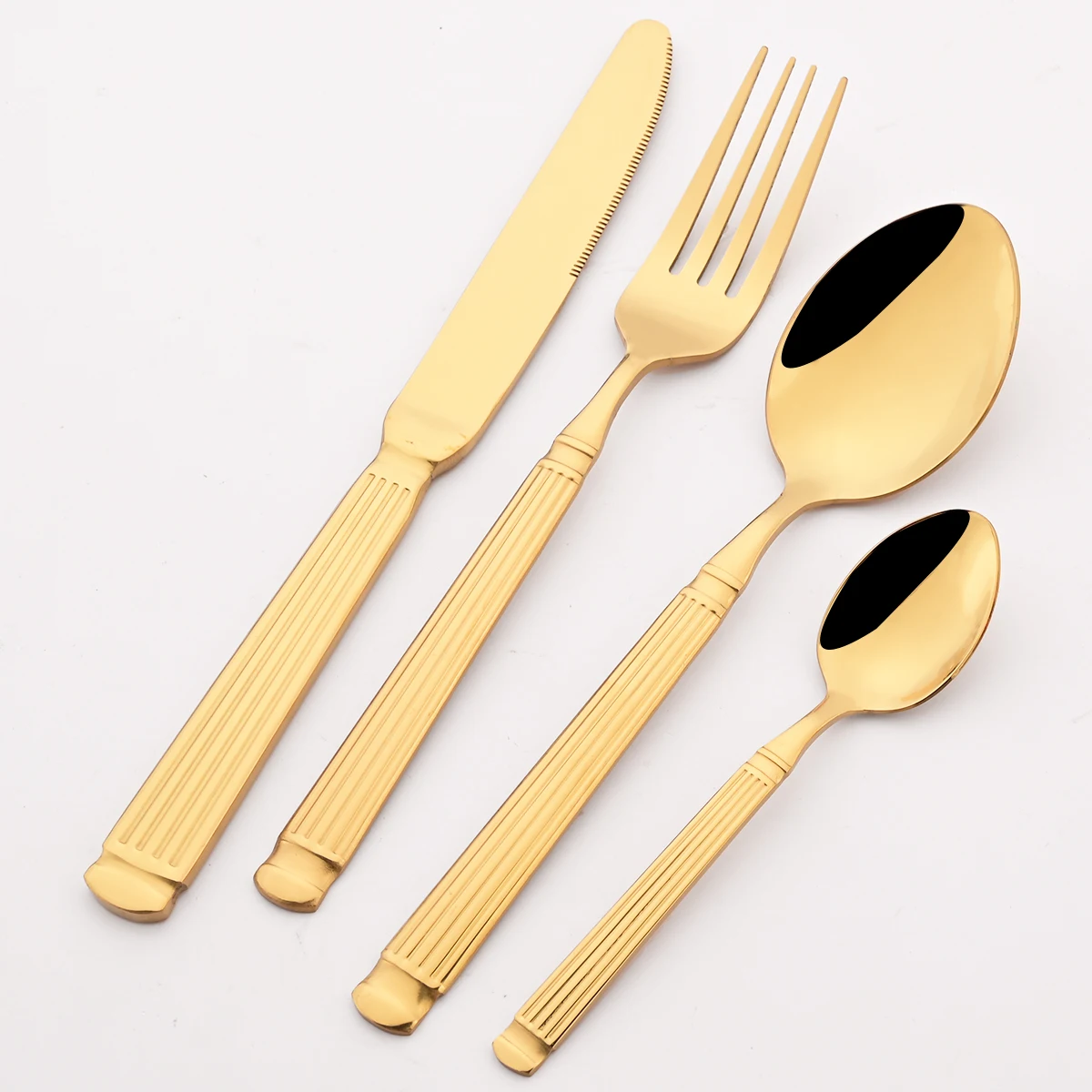 24Pcs Gold Creative Cutlery Set Knife Spoon Fork Dinnerware Set Tea Spoon Tableware Stainless Steel Flatware Kitchen Silverware