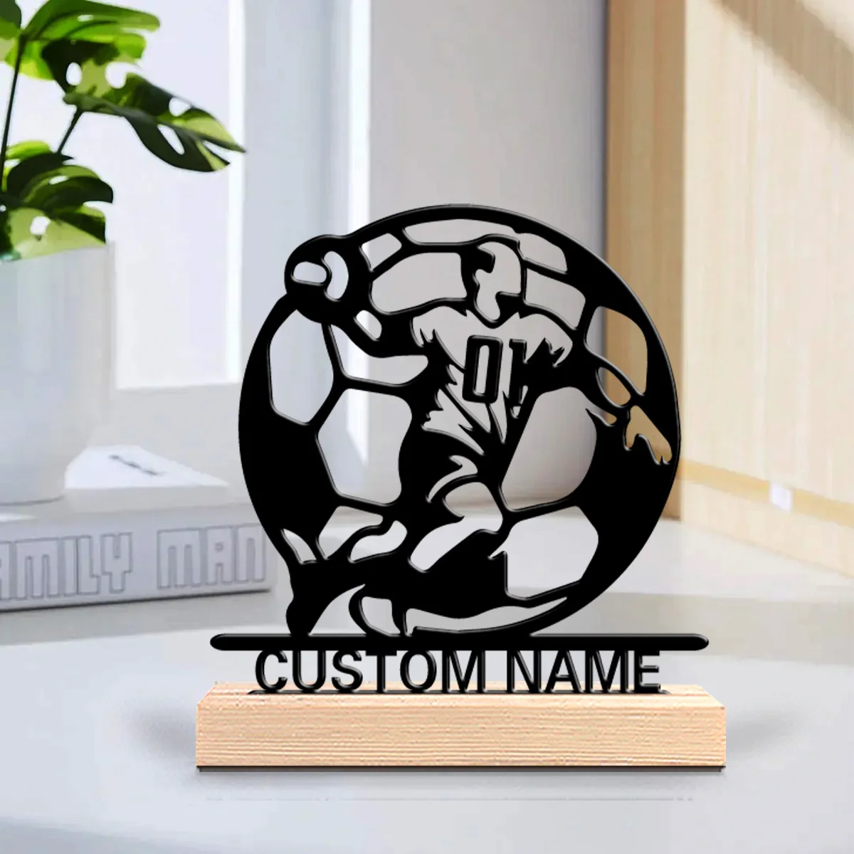 1pc Customized Wrought Iron Desktop Ornaments Custom Name Equipped with A Wooden Base Room Decorations, Bar Counter Decorations