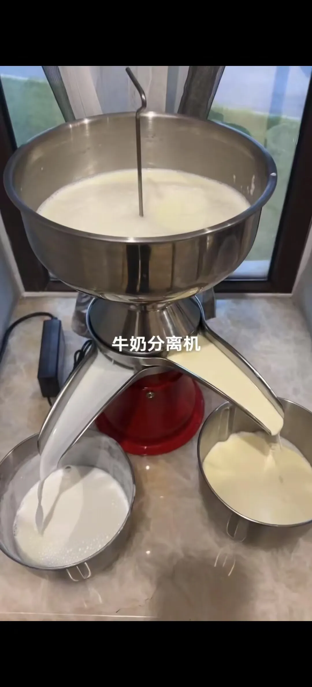 Electric Milk Cream Separator 50L 100L Skimming Machine Butter Churning Machine For Raw Milk Fat Separation Dairy Farm Use