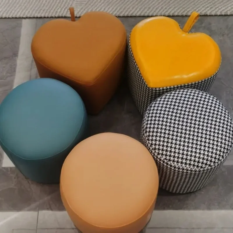 

Peach Heart Makeup Stool Portable Love Shape Stools Round Stool Cute Shoe Changing Stools Sofa Coffee Table Side Ottoman Pouf