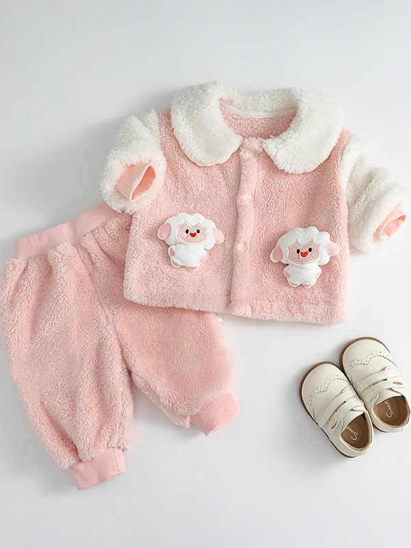 

Baby Girl's Fashionable Plush Home Clothes Set Autumn Winter Cute Sleepwear Long Sleeve Princess Style Animal Pattern Button ...