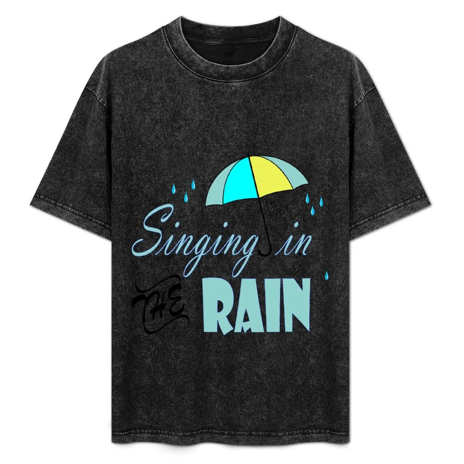 

Singing in the rain T-Shirt Basic Comfort Fit T-Shirt for Men