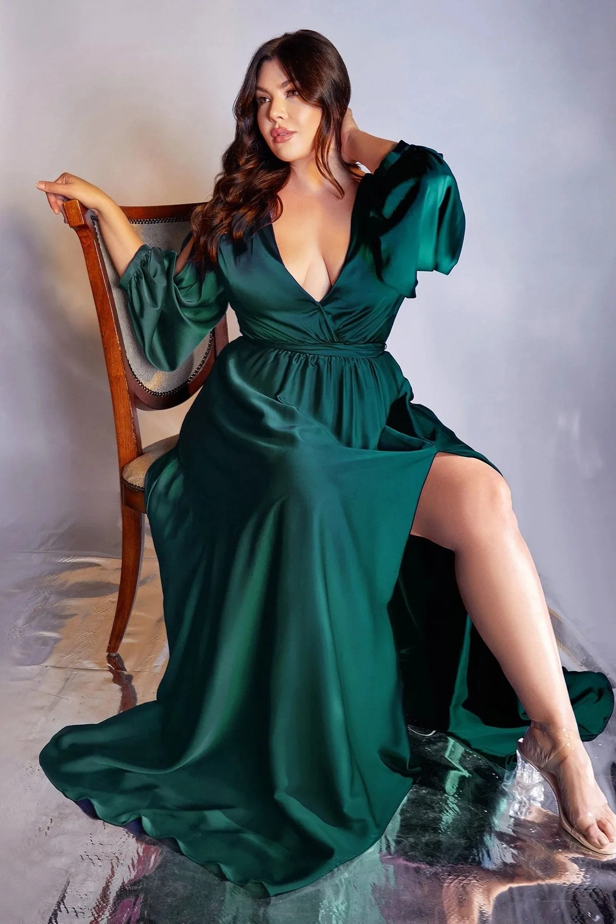 New Plus Size Loose Casual Dresses Fashion Temperament Commute Solid Color Sexy Dresses Large Size Women Evening Party Dresses