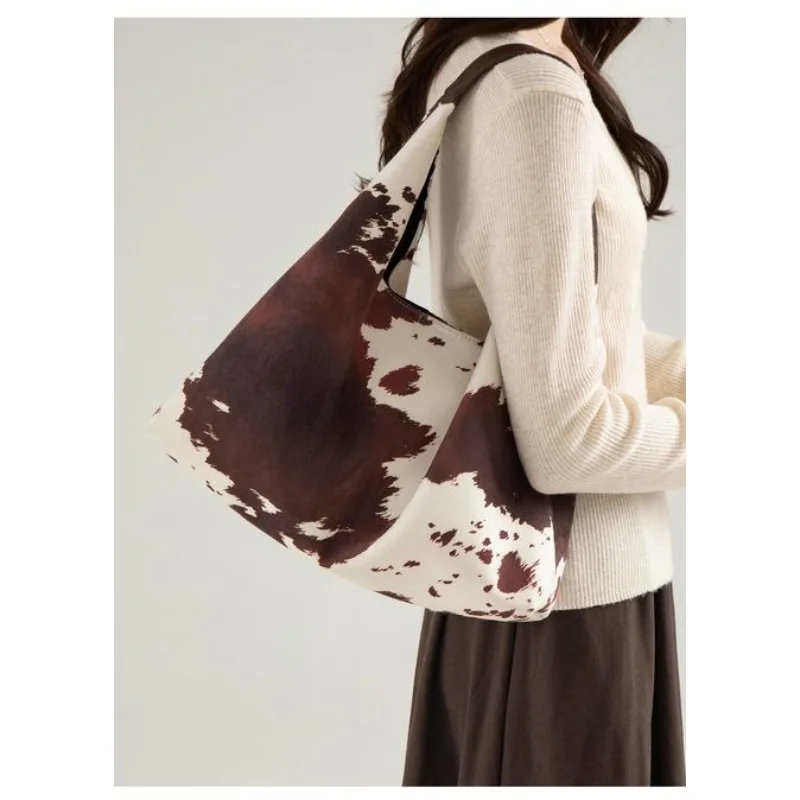 Niche Light Luxury Underarm Bag with Cow Pattern High-end Tote Bag for Women Fashionable Versatile Commuter Handbag Shoulder Bag