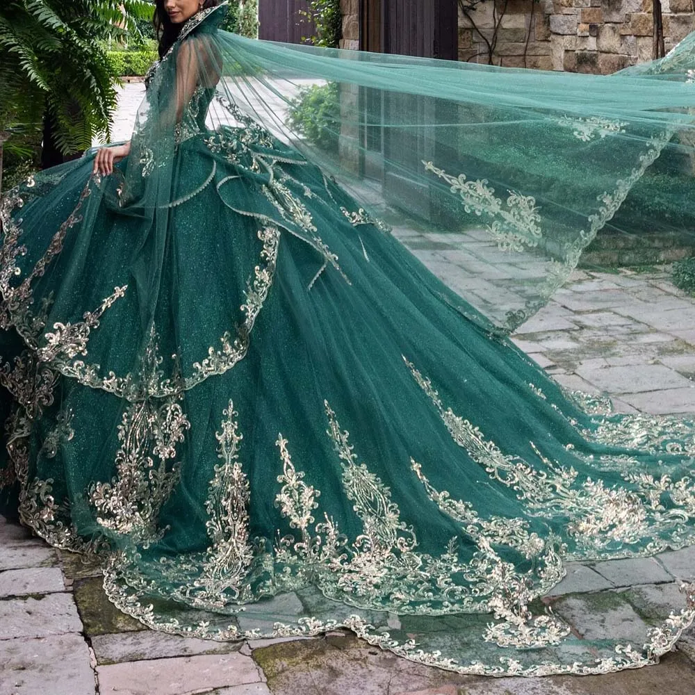 Customized vestidos de 15 quinceañera with Cape Sweetheart Lace Appliques Sweet 16 Prom Gown Tiered Princess xvaños with Bow Tie