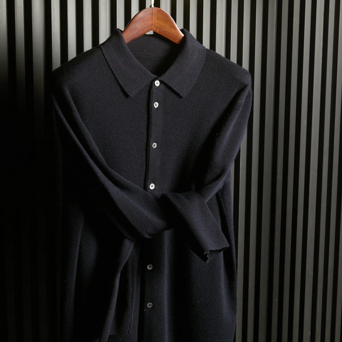 

Итальянский люксовый мужской вязаный свитер из 80% шерсти с воротником-стойкой, длинными рукавами, модный городской стиль, однотонный, для весны и осени