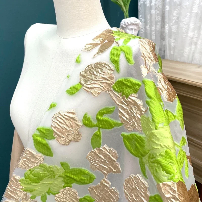 

Glossy Relief Jacquard Organza Fabric for Clothing Dress Fashion Designer Diy Sewing Material Cloth Handmade Wholesale