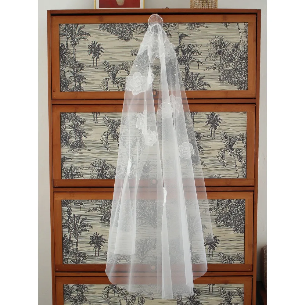 

Flower Elegant Satin Bowknot Short Bridal Veils Soft Tulle Shoulder Length Wedding Veil with Comb